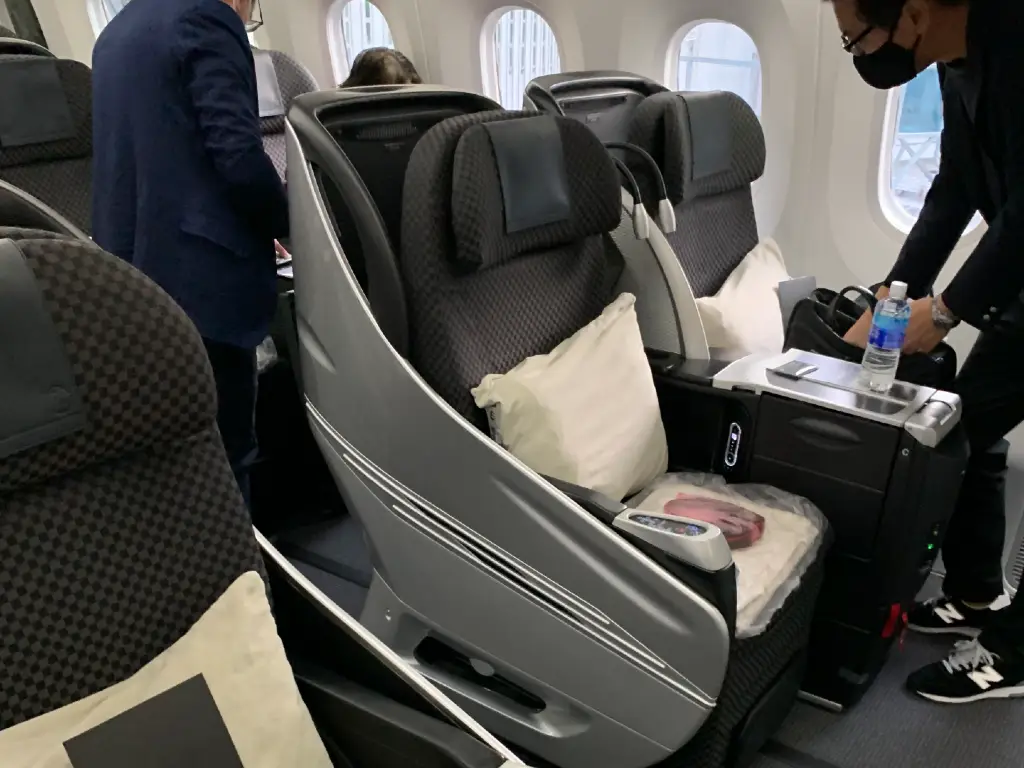 Everything to Know About Flying Japan Airlines Business Class